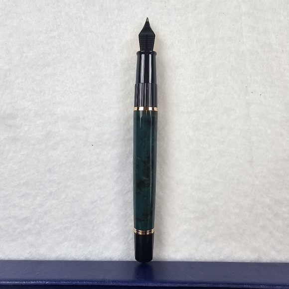 Waterman Phileas FP Set Green Marble GT Ink Fountain Pen NOS W/ Gift Box Boss - Picture 6 of 16
